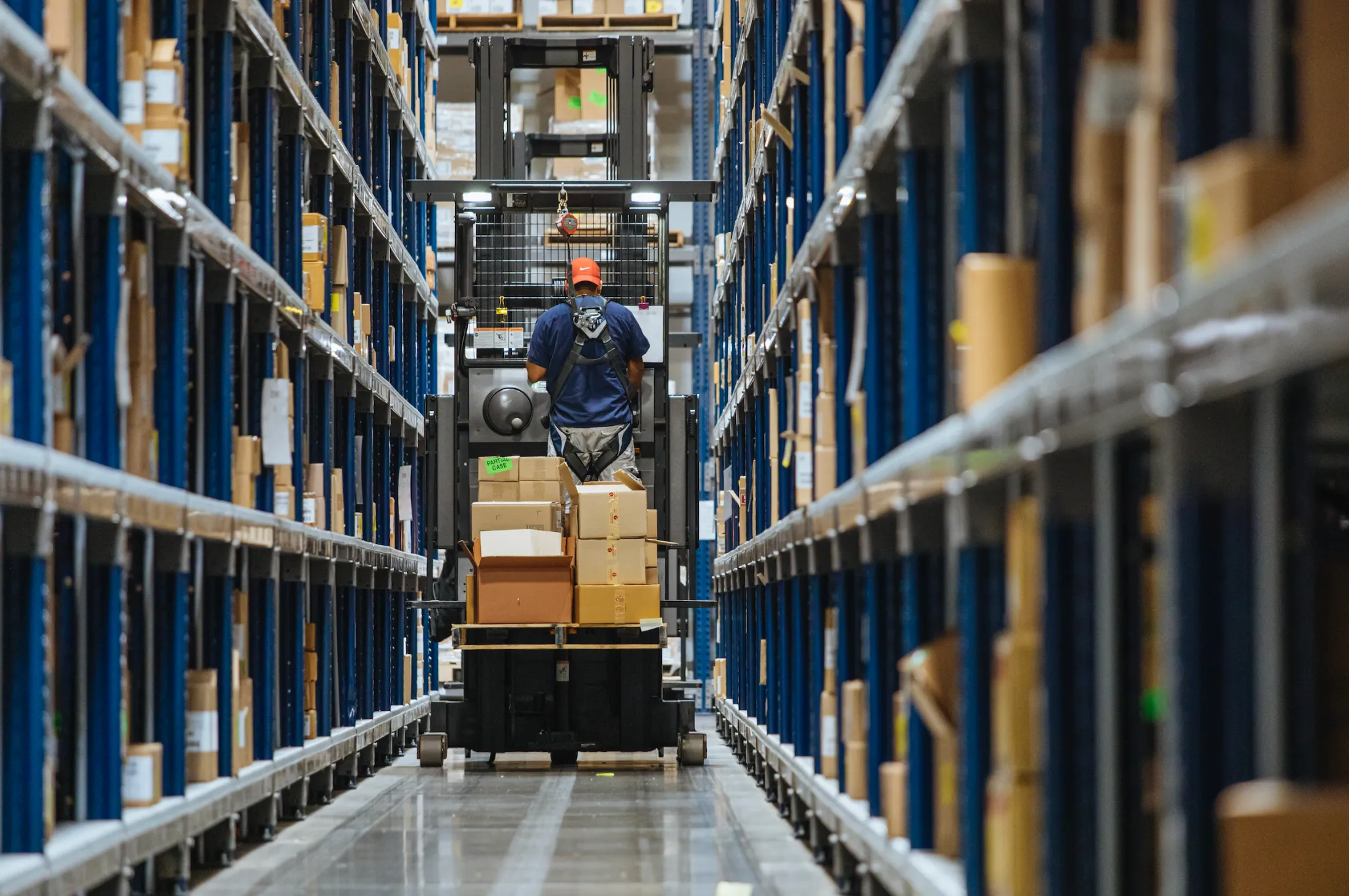 Phased Automation for SMB Warehouses